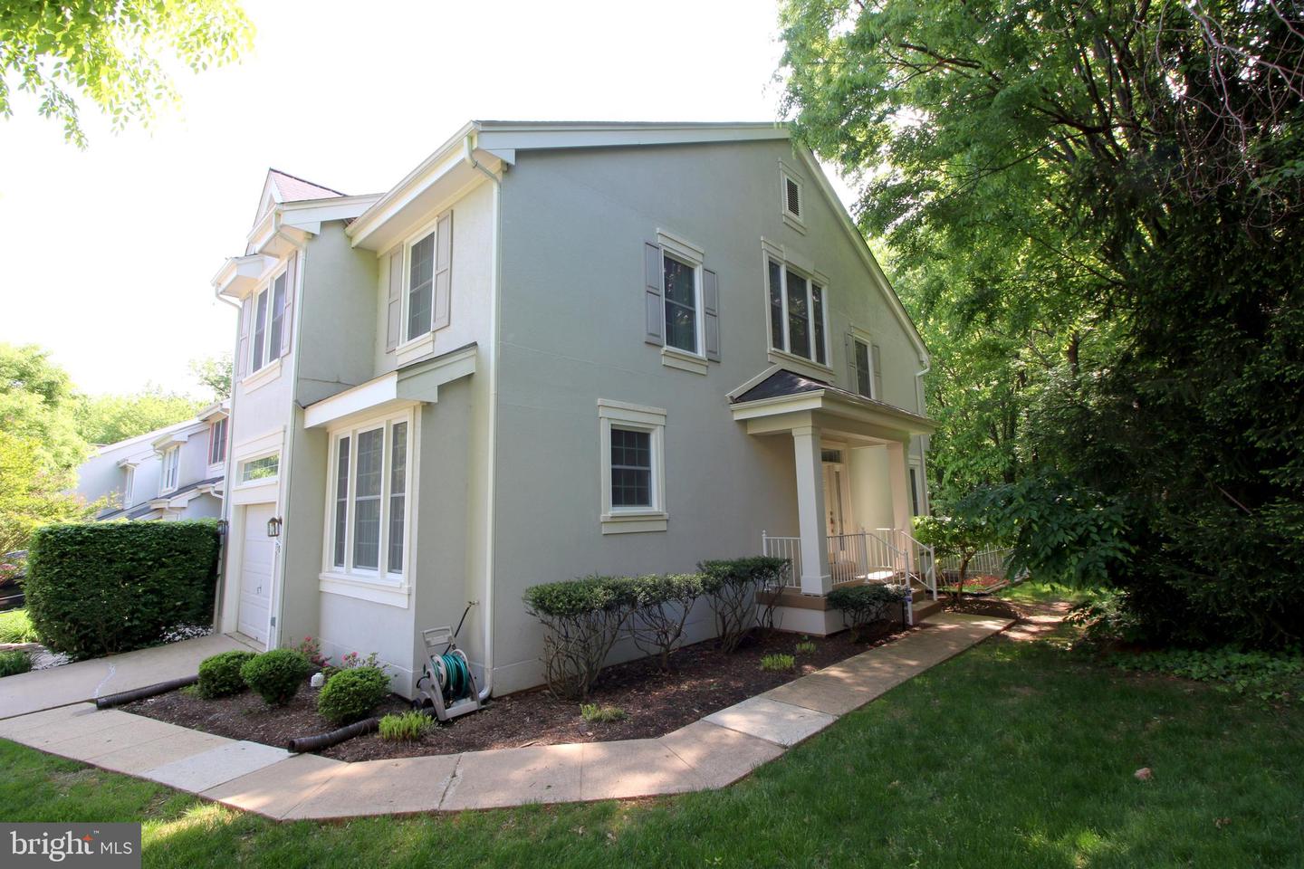1300 PARK GARDEN LN, RESTON, Virginia 20194, 3 Bedrooms Bedrooms, ,3 BathroomsBathrooms,Residential,For sale,1300 PARK GARDEN LN,VAFX2243262 MLS # VAFX2243262