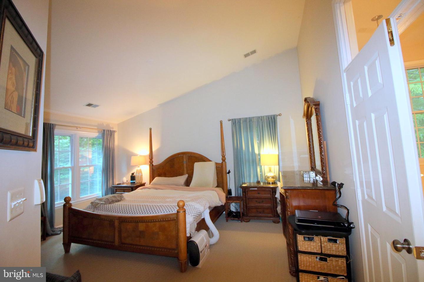 1300 PARK GARDEN LN, RESTON, Virginia 20194, 3 Bedrooms Bedrooms, ,3 BathroomsBathrooms,Residential,For sale,1300 PARK GARDEN LN,VAFX2243262 MLS # VAFX2243262