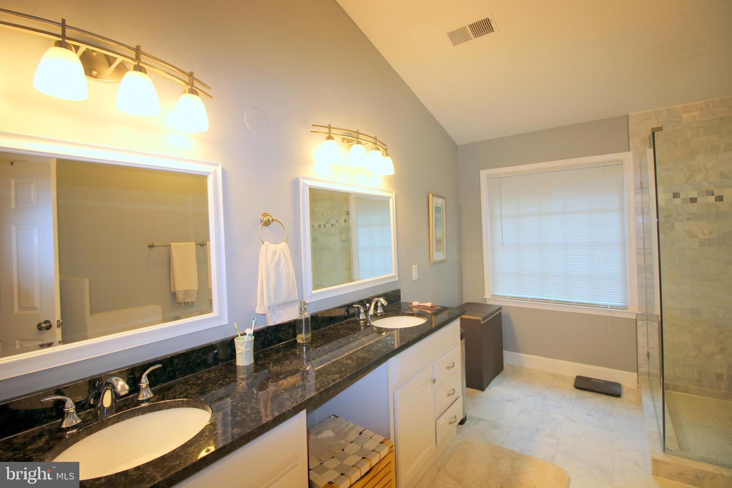 1300 PARK GARDEN LN, RESTON, Virginia 20194, 3 Bedrooms Bedrooms, ,3 BathroomsBathrooms,Residential,For sale,1300 PARK GARDEN LN,VAFX2243262 MLS # VAFX2243262