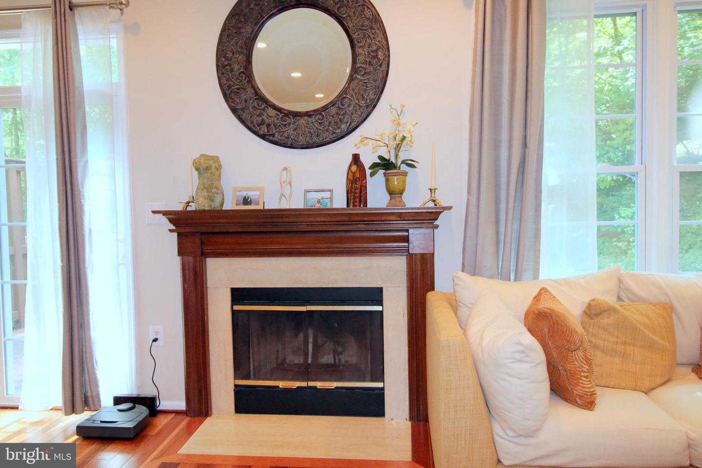 1300 PARK GARDEN LN, RESTON, Virginia 20194, 3 Bedrooms Bedrooms, ,3 BathroomsBathrooms,Residential,For sale,1300 PARK GARDEN LN,VAFX2243262 MLS # VAFX2243262