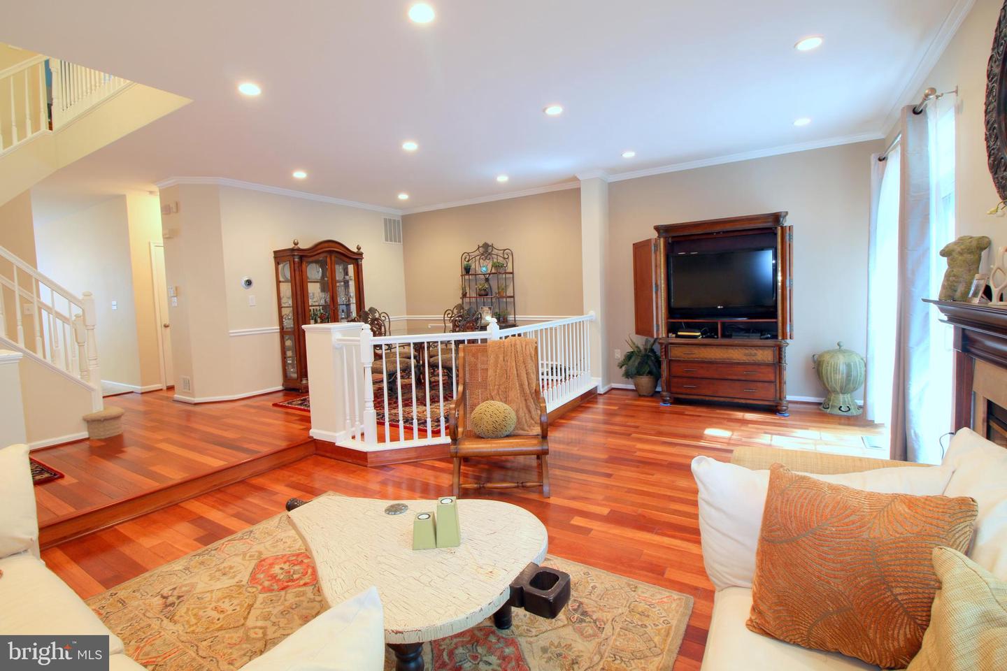1300 PARK GARDEN LN, RESTON, Virginia 20194, 3 Bedrooms Bedrooms, ,3 BathroomsBathrooms,Residential,For sale,1300 PARK GARDEN LN,VAFX2243262 MLS # VAFX2243262