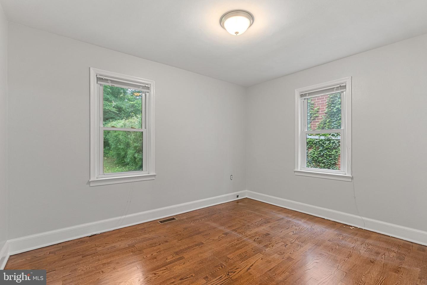 509 W CORK ST, WINCHESTER, Virginia 22601, 3 Bedrooms Bedrooms, ,1 BathroomBathrooms,Residential,For sale,509 W CORK ST,VAWI2007844 MLS # VAWI2007844