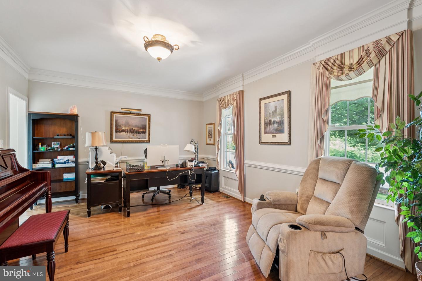 2606 CAROLINE ST, FREDERICKSBURG, Virginia 22401, 3 Bedrooms Bedrooms, ,2 BathroomsBathrooms,Residential,For sale,2606 CAROLINE ST,VAFB2008354 MLS # VAFB2008354