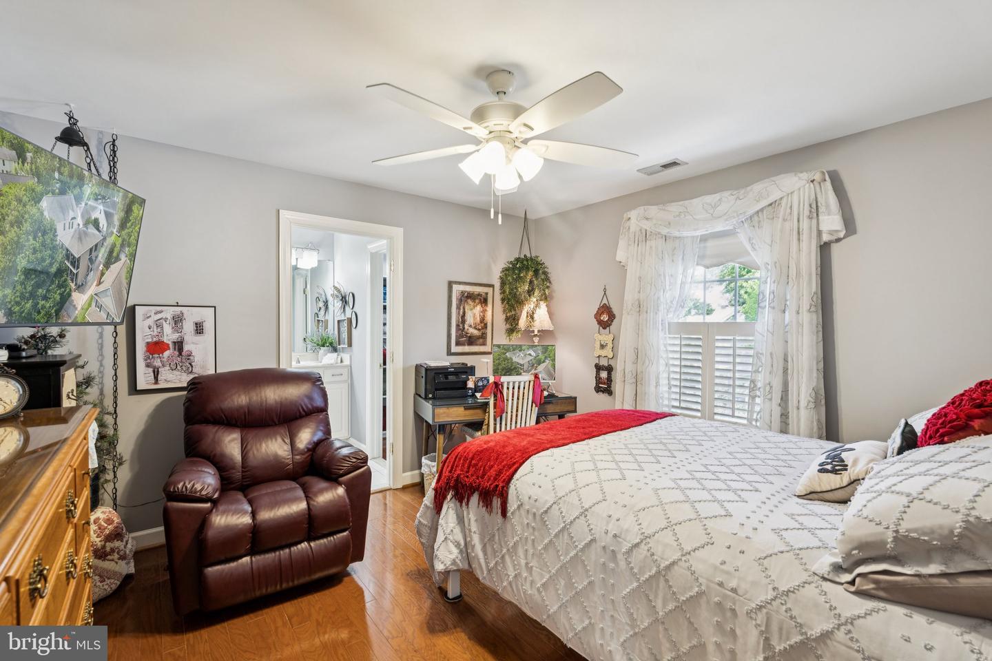 2606 CAROLINE ST, FREDERICKSBURG, Virginia 22401, 3 Bedrooms Bedrooms, ,2 BathroomsBathrooms,Residential,For sale,2606 CAROLINE ST,VAFB2008354 MLS # VAFB2008354