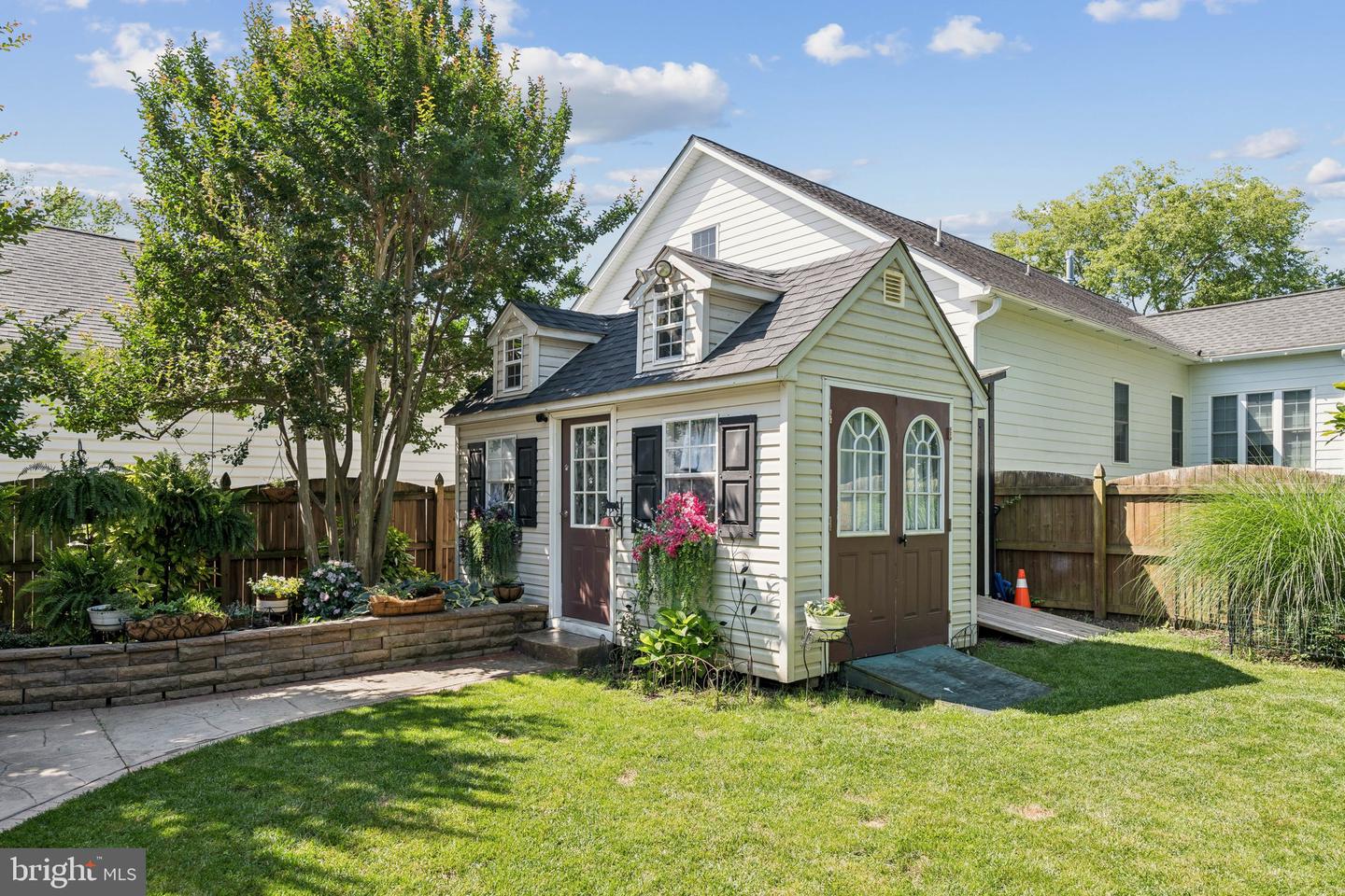 2606 CAROLINE ST, FREDERICKSBURG, Virginia 22401, 3 Bedrooms Bedrooms, ,2 BathroomsBathrooms,Residential,For sale,2606 CAROLINE ST,VAFB2008354 MLS # VAFB2008354
