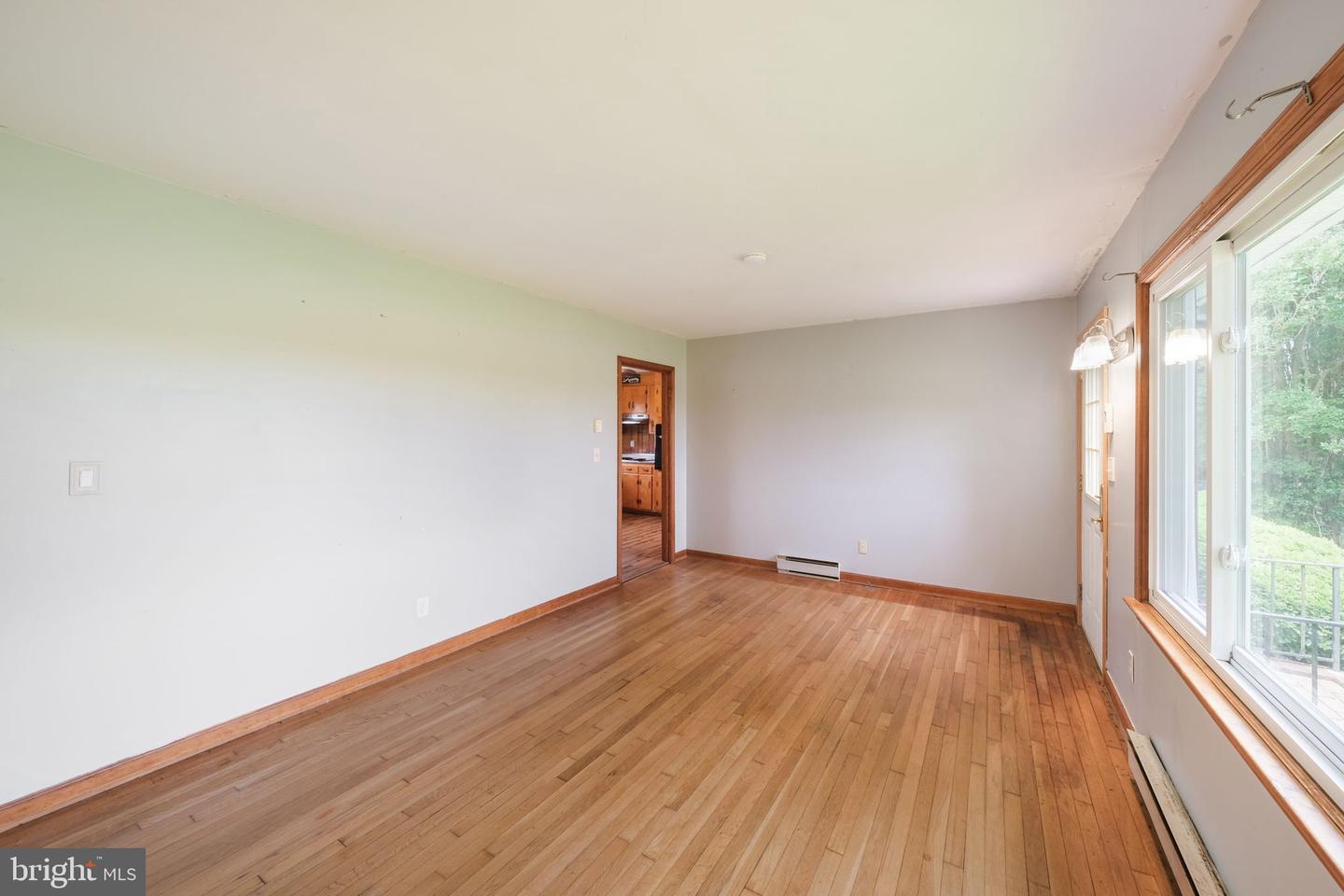 12610 NORTHUMBERLAND HWY, HEATHSVILLE, Virginia 22473, 2 Bedrooms Bedrooms, ,1 BathroomBathrooms,Residential,For sale,12610 NORTHUMBERLAND HWY,VANV2001632 MLS # VANV2001632