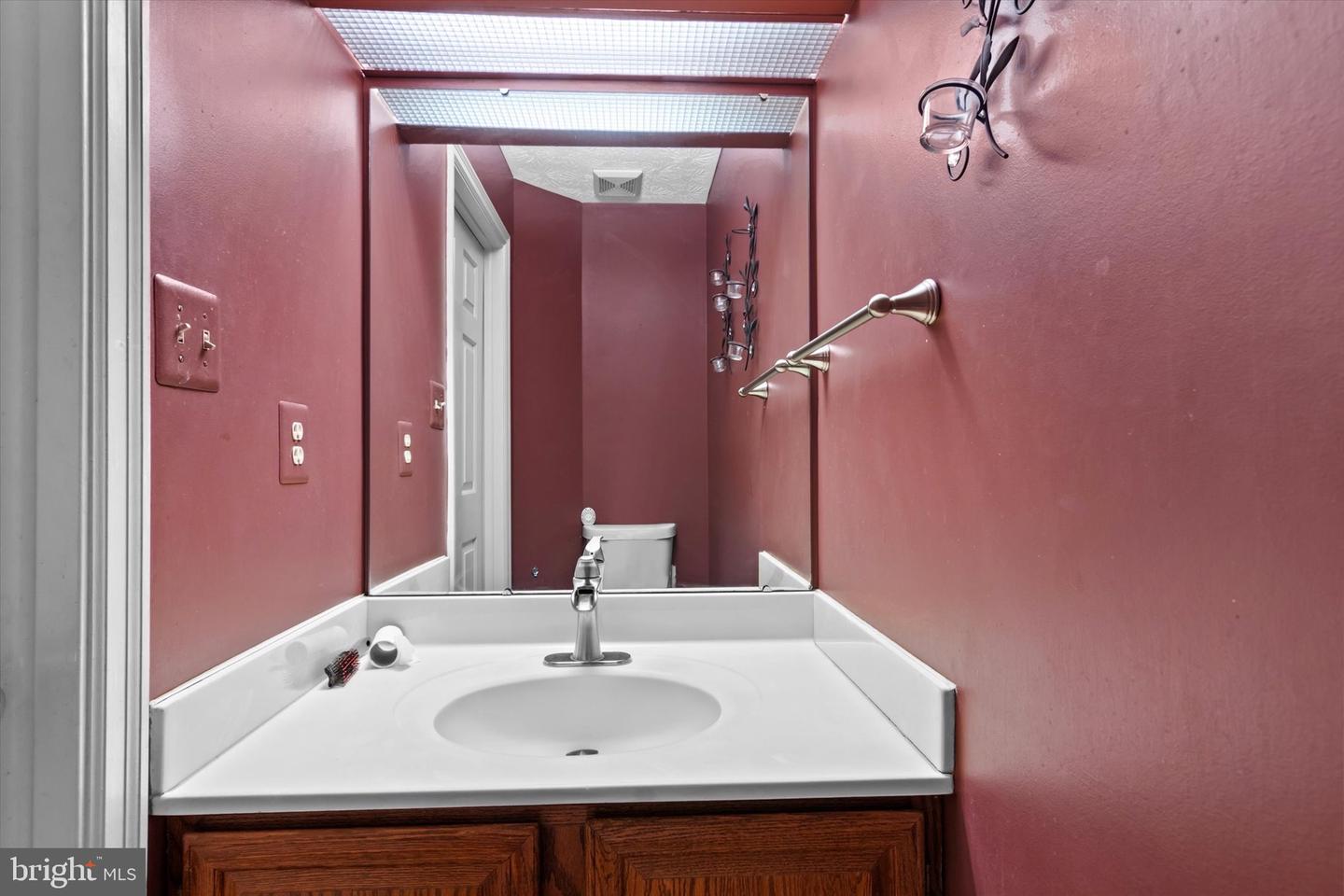 10462 BRACKETS FORD CIR, MANASSAS, Virginia 20110, 6 Bedrooms Bedrooms, ,3 BathroomsBathrooms,Residential,For sale,10462 BRACKETS FORD CIR,VAMN2008448 MLS # VAMN2008448