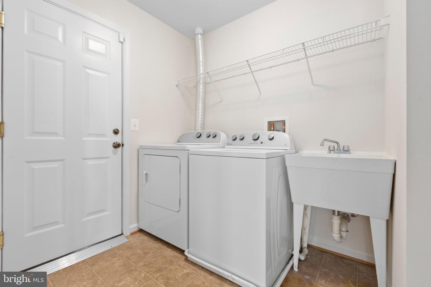 5910 W CARNIFEX FERRY RD, FREDERICKSBURG, Virginia 22407, 3 Bedrooms Bedrooms, ,3 BathroomsBathrooms,Residential,For sale,5910 W CARNIFEX FERRY RD,VASP2033746 MLS # VASP2033746