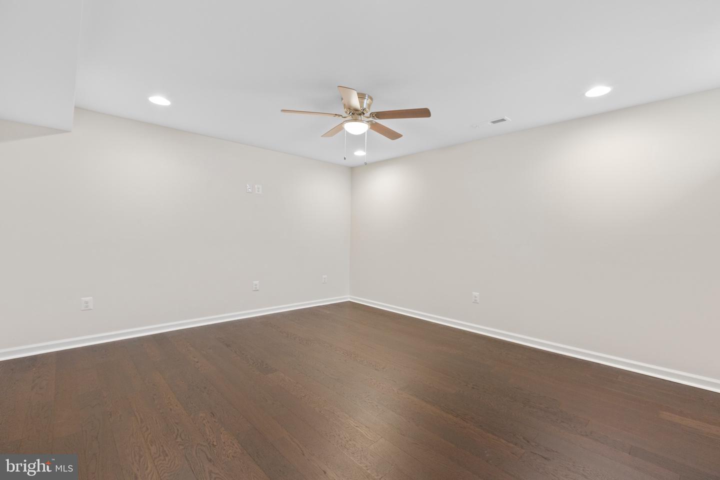 5910 W CARNIFEX FERRY RD, FREDERICKSBURG, Virginia 22407, 3 Bedrooms Bedrooms, ,3 BathroomsBathrooms,Residential,For sale,5910 W CARNIFEX FERRY RD,VASP2033746 MLS # VASP2033746