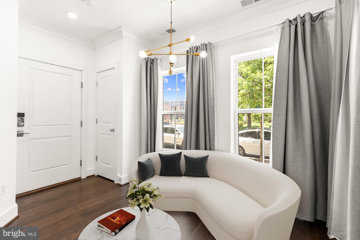 7229 GEORGIA AVE NW #A, WASHINGTON, District Of Columbia 20012, 1 Bedroom Bedrooms, ,1 BathroomBathrooms,Residential,For sale,7229 GEORGIA AVE NW #A,DCDC2204384 MLS # DCDC2204384