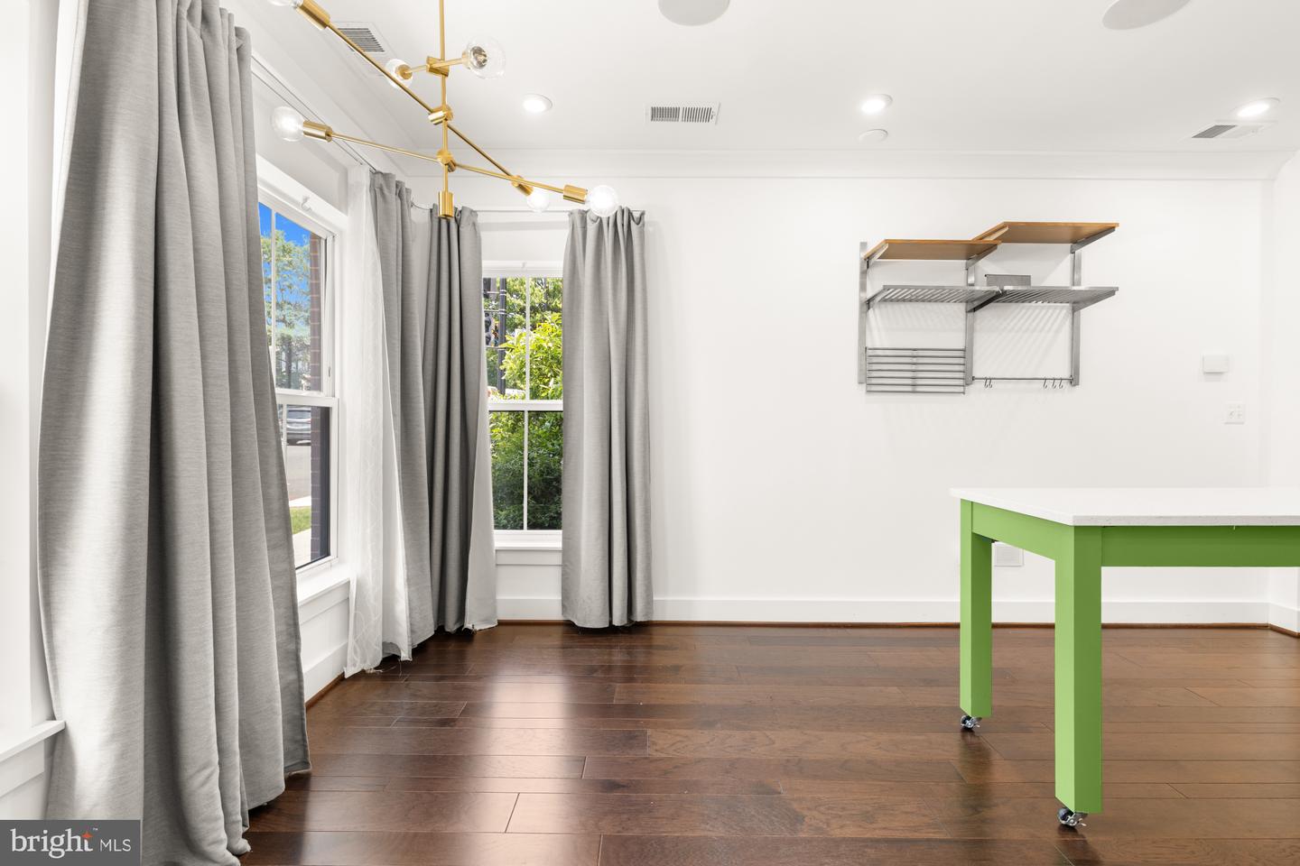 7229 GEORGIA AVE NW #A, WASHINGTON, District Of Columbia 20012, 1 Bedroom Bedrooms, ,1 BathroomBathrooms,Residential,For sale,7229 GEORGIA AVE NW #A,DCDC2204384 MLS # DCDC2204384