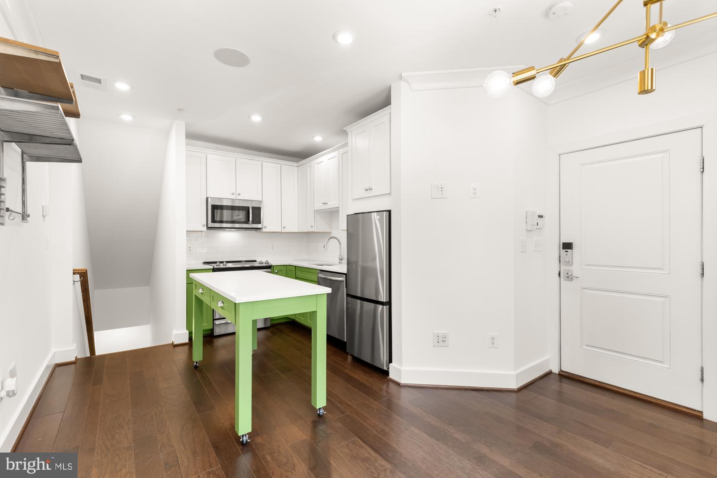 7229 GEORGIA AVE NW #A, WASHINGTON, District Of Columbia 20012, 1 Bedroom Bedrooms, ,1 BathroomBathrooms,Residential,For sale,7229 GEORGIA AVE NW #A,DCDC2204384 MLS # DCDC2204384