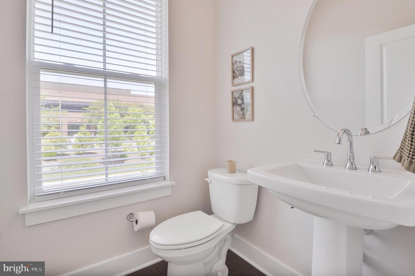 5146 RIDGEVIEW RETREAT DR, CHANTILLY, Virginia 20151, 4 Bedrooms Bedrooms, ,3 BathroomsBathrooms,Residential,For sale,5146 RIDGEVIEW RETREAT DR,VAFX2245886 MLS # VAFX2245886