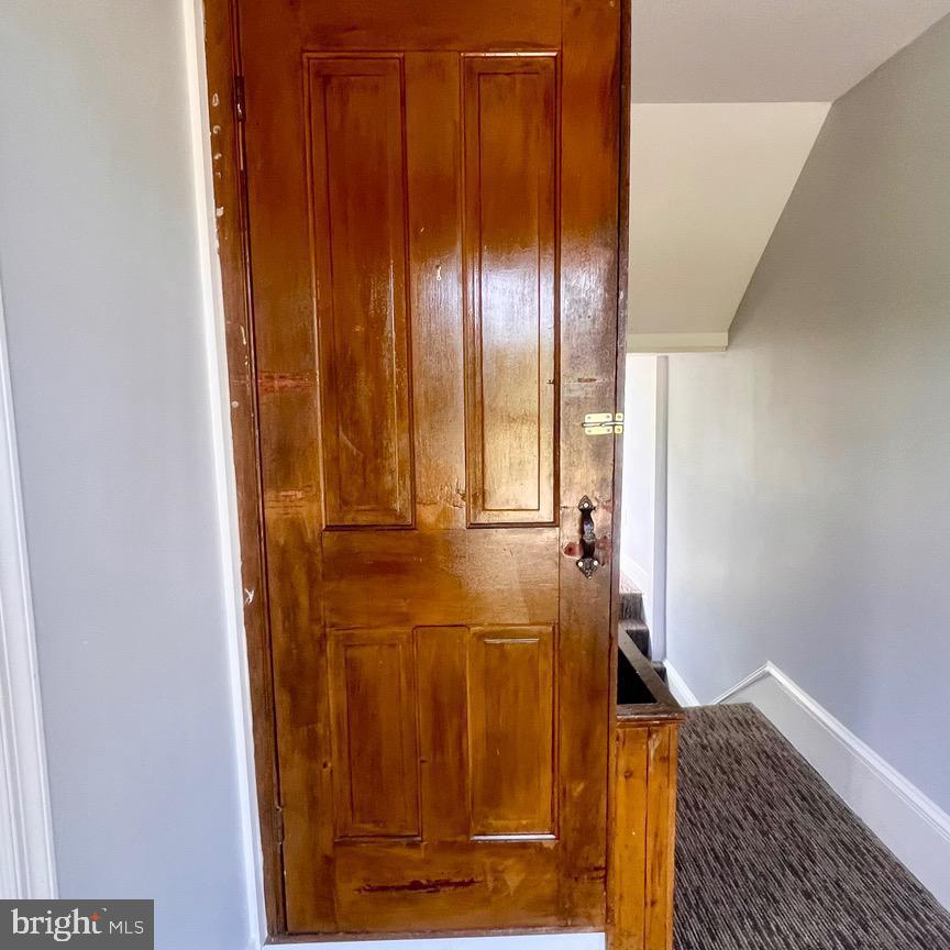 1197 JOHN MARSHALL HWY, STRASBURG, Virginia 22657, 3 Bedrooms Bedrooms, ,2 BathroomsBathrooms,Residential,For sale,1197 JOHN MARSHALL HWY,VASH2011654 MLS # VASH2011654