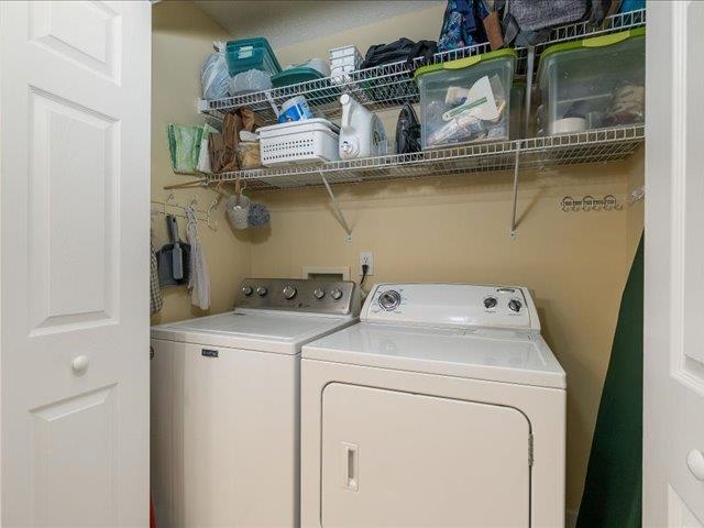 41 HICKORY NUT LN, STAUNTON, Virginia 24401, 3 Bedrooms Bedrooms, ,2 BathroomsBathrooms,Residential,41 HICKORY NUT LN,665564 MLS # 665564