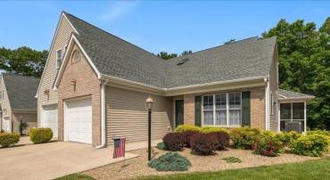 41 HICKORY NUT LN, STAUNTON, Virginia 24401, 3 Bedrooms Bedrooms, ,2 BathroomsBathrooms,Residential,41 HICKORY NUT LN,665564 MLS # 665564