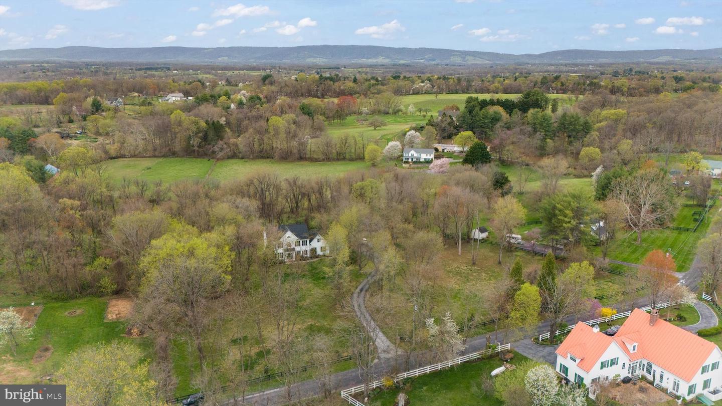 37009 PHILOMONT RD, PURCELLVILLE, Virginia 20132, 5 Bedrooms Bedrooms, ,3 BathroomsBathrooms,Residential,For sale,37009 PHILOMONT RD,VALO2093746 MLS # VALO2093746