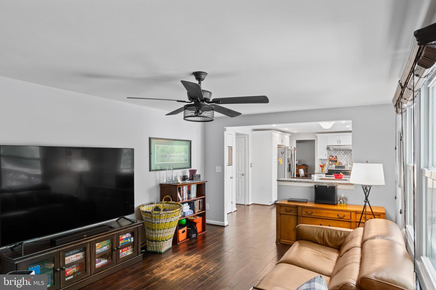 202 TRAIL CT, STERLING, Virginia 20164, 4 Bedrooms Bedrooms, ,3 BathroomsBathrooms,Residential,For sale,202 TRAIL CT,VALO2095424 MLS # VALO2095424