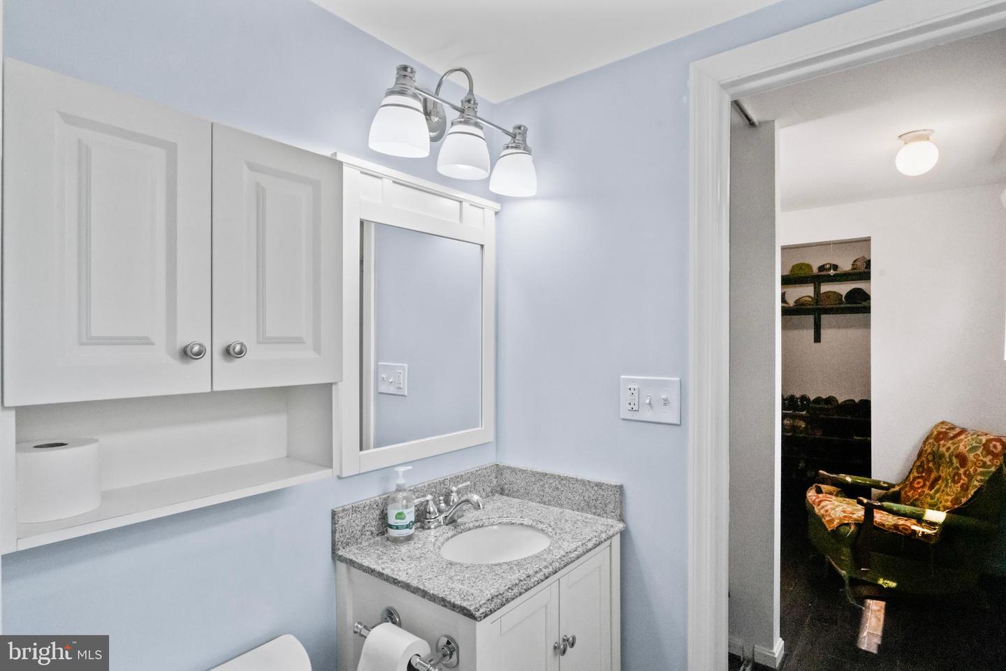 202 TRAIL CT, STERLING, Virginia 20164, 4 Bedrooms Bedrooms, ,3 BathroomsBathrooms,Residential,For sale,202 TRAIL CT,VALO2095424 MLS # VALO2095424