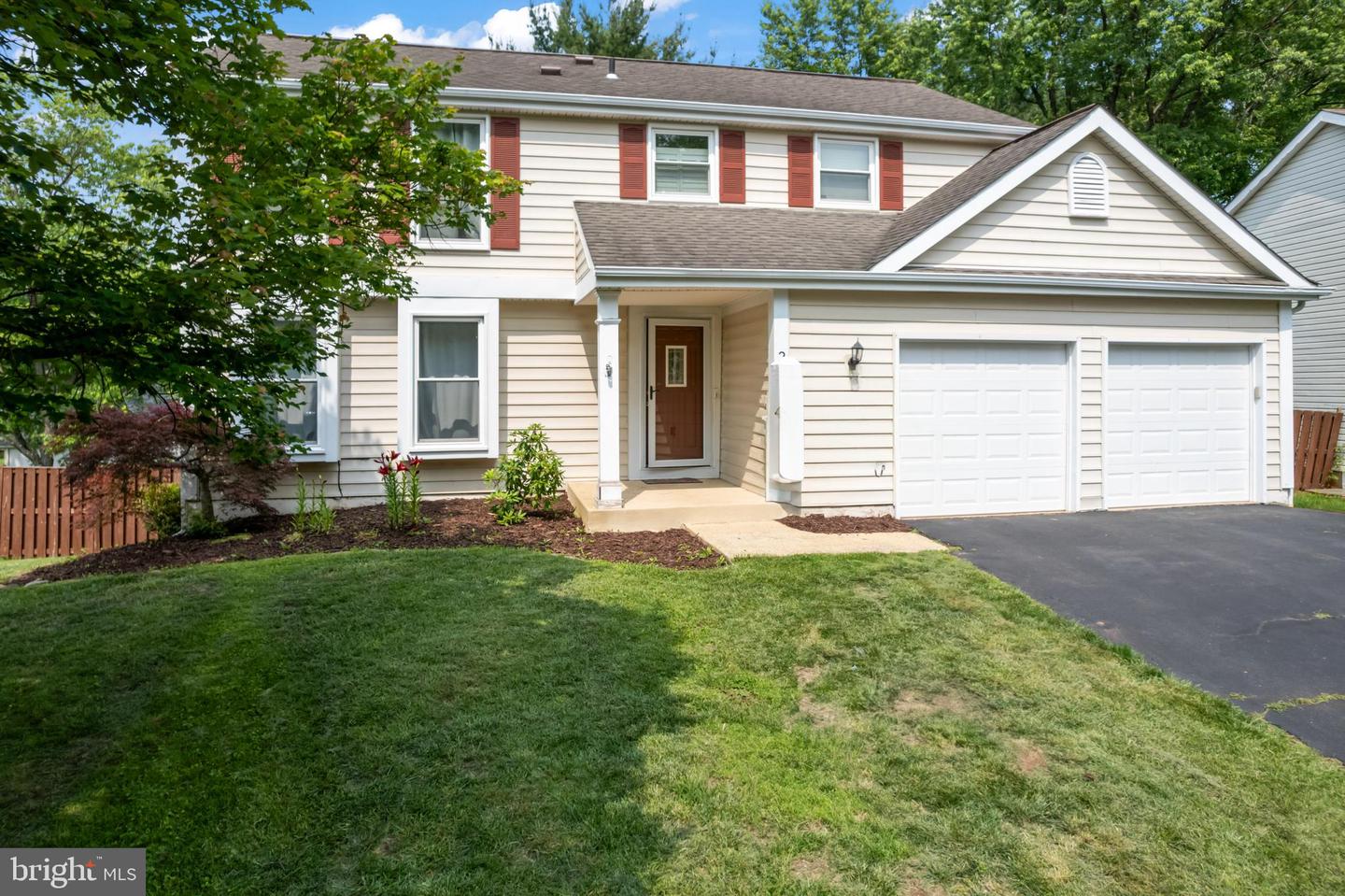 202 TRAIL CT, STERLING, Virginia 20164, 4 Bedrooms Bedrooms, ,3 BathroomsBathrooms,Residential,For sale,202 TRAIL CT,VALO2095424 MLS # VALO2095424