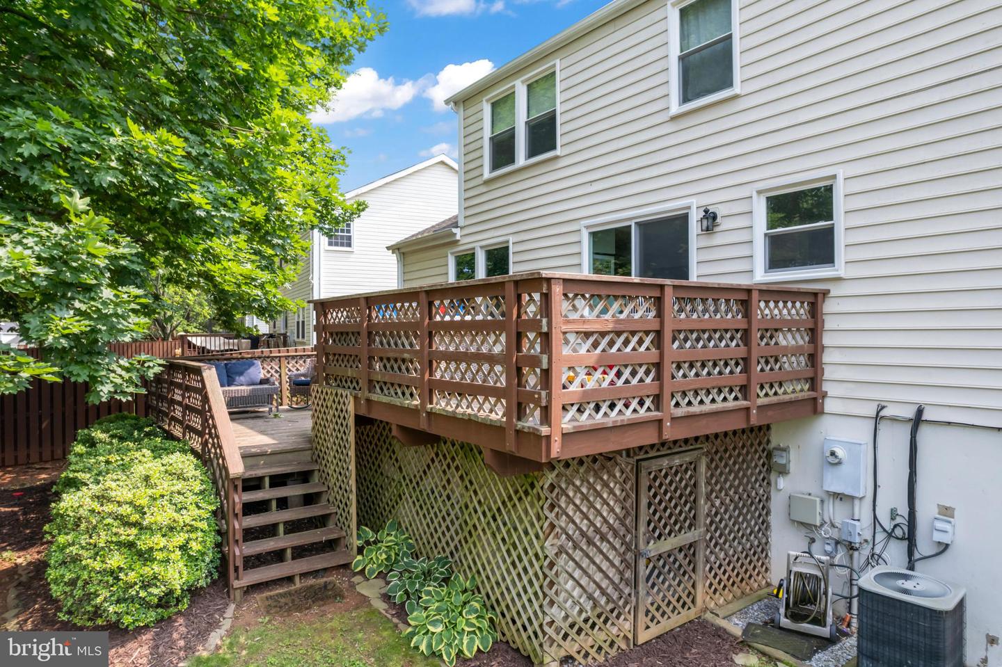 202 TRAIL CT, STERLING, Virginia 20164, 4 Bedrooms Bedrooms, ,3 BathroomsBathrooms,Residential,For sale,202 TRAIL CT,VALO2095424 MLS # VALO2095424