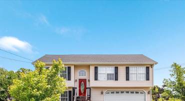 18 BARNETT DR, FRONT ROYAL, Virginia 22630, 3 Bedrooms Bedrooms, ,2 BathroomsBathrooms,Residential,For sale,18 BARNETT DR,VAWR2011306 MLS # VAWR2011306