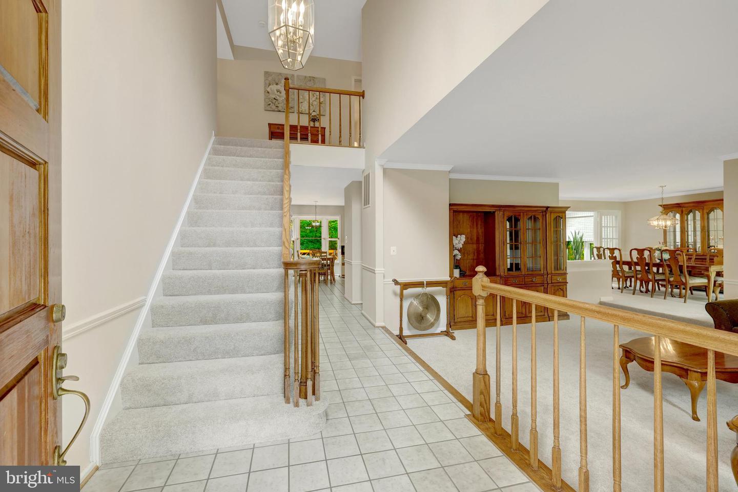 2982 FRANKLIN OAKS DR, HERNDON, Virginia 20171, 4 Bedrooms Bedrooms, ,2 BathroomsBathrooms,Residential,For sale,2982 FRANKLIN OAKS DR,VAFX2244914 MLS # VAFX2244914