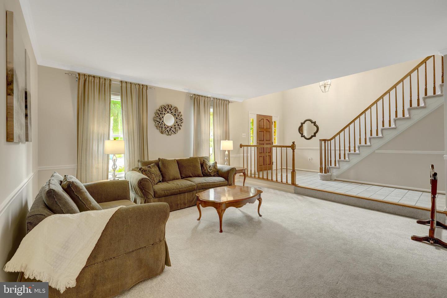 2982 FRANKLIN OAKS DR, HERNDON, Virginia 20171, 4 Bedrooms Bedrooms, ,2 BathroomsBathrooms,Residential,For sale,2982 FRANKLIN OAKS DR,VAFX2244914 MLS # VAFX2244914