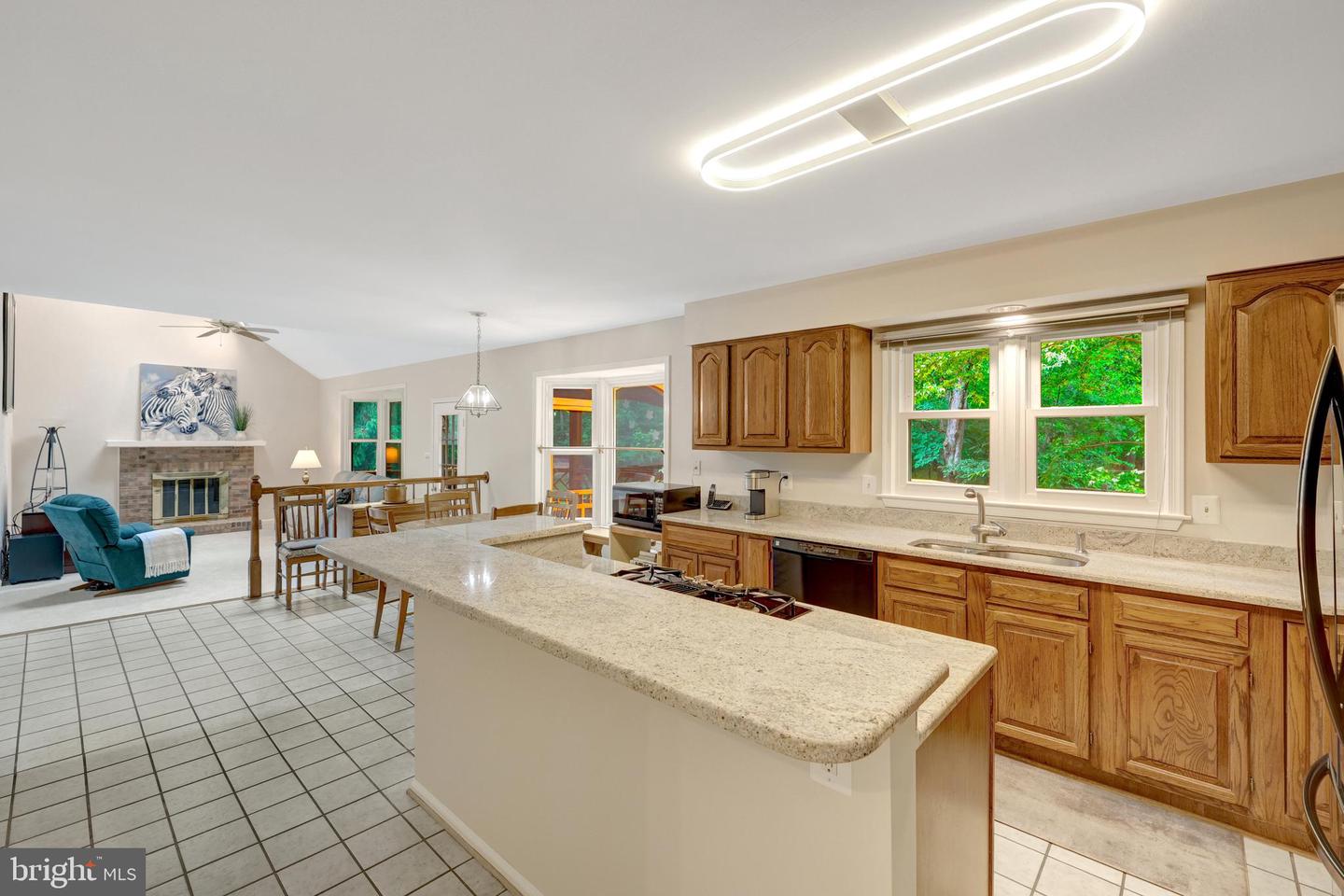 2982 FRANKLIN OAKS DR, HERNDON, Virginia 20171, 4 Bedrooms Bedrooms, ,2 BathroomsBathrooms,Residential,For sale,2982 FRANKLIN OAKS DR,VAFX2244914 MLS # VAFX2244914