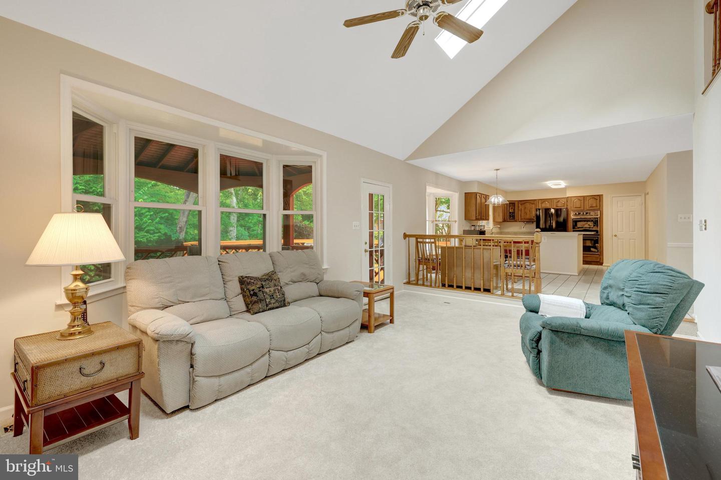 2982 FRANKLIN OAKS DR, HERNDON, Virginia 20171, 4 Bedrooms Bedrooms, ,2 BathroomsBathrooms,Residential,For sale,2982 FRANKLIN OAKS DR,VAFX2244914 MLS # VAFX2244914