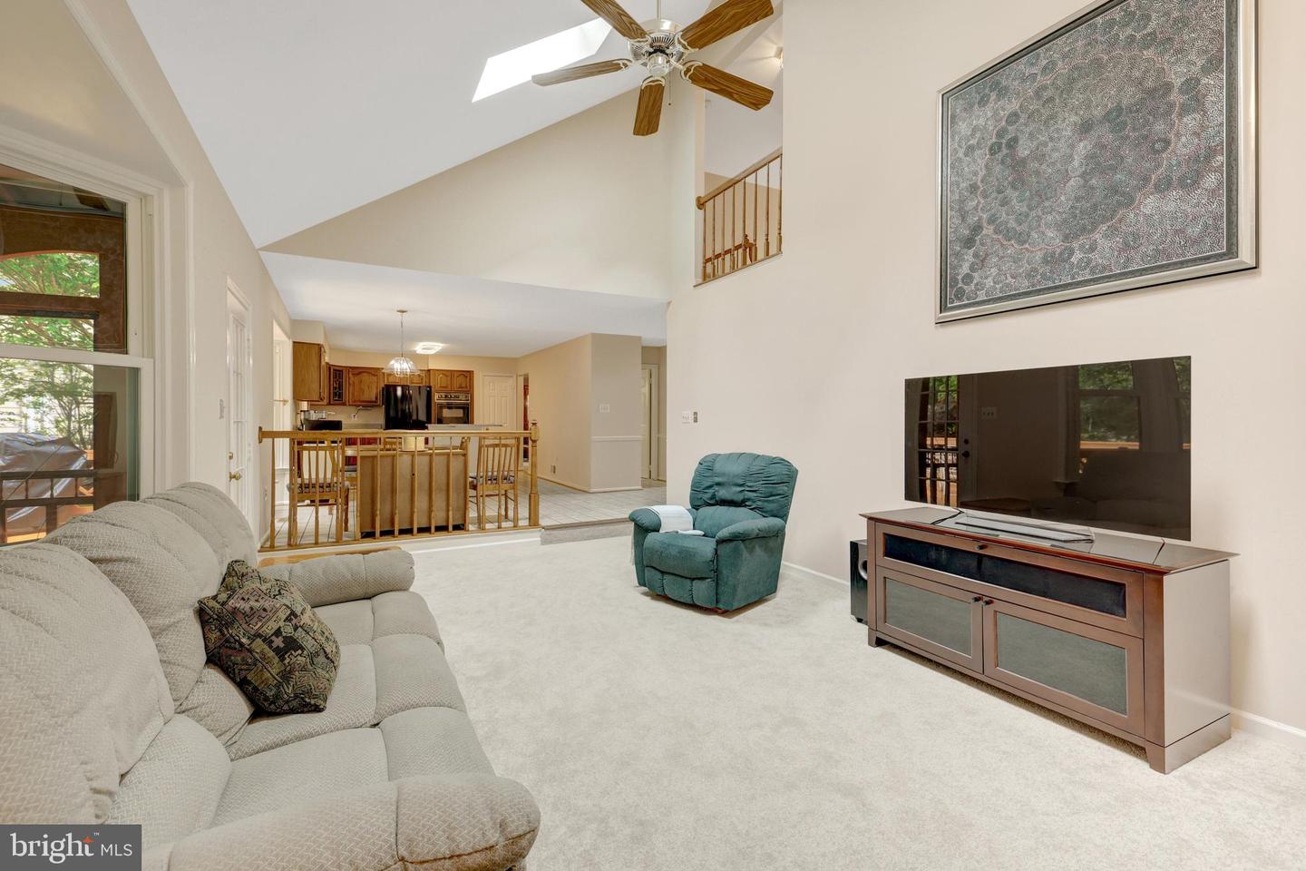 2982 FRANKLIN OAKS DR, HERNDON, Virginia 20171, 4 Bedrooms Bedrooms, ,2 BathroomsBathrooms,Residential,For sale,2982 FRANKLIN OAKS DR,VAFX2244914 MLS # VAFX2244914