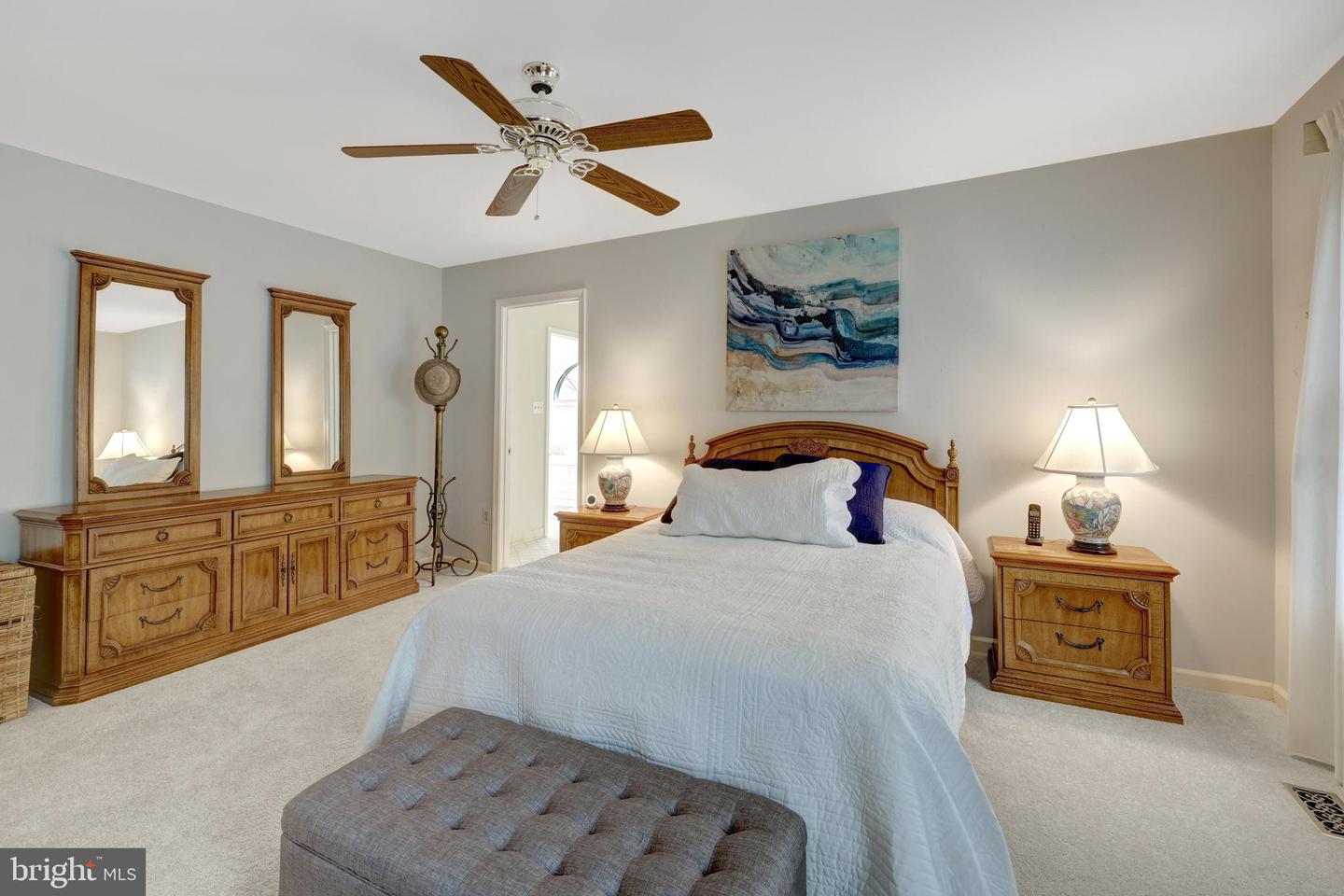 2982 FRANKLIN OAKS DR, HERNDON, Virginia 20171, 4 Bedrooms Bedrooms, ,2 BathroomsBathrooms,Residential,For sale,2982 FRANKLIN OAKS DR,VAFX2244914 MLS # VAFX2244914