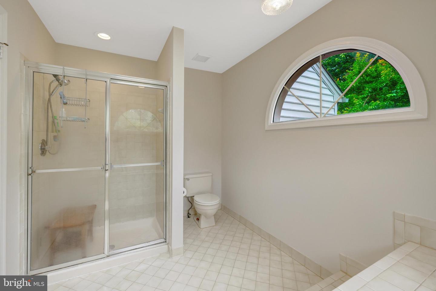 2982 FRANKLIN OAKS DR, HERNDON, Virginia 20171, 4 Bedrooms Bedrooms, ,2 BathroomsBathrooms,Residential,For sale,2982 FRANKLIN OAKS DR,VAFX2244914 MLS # VAFX2244914