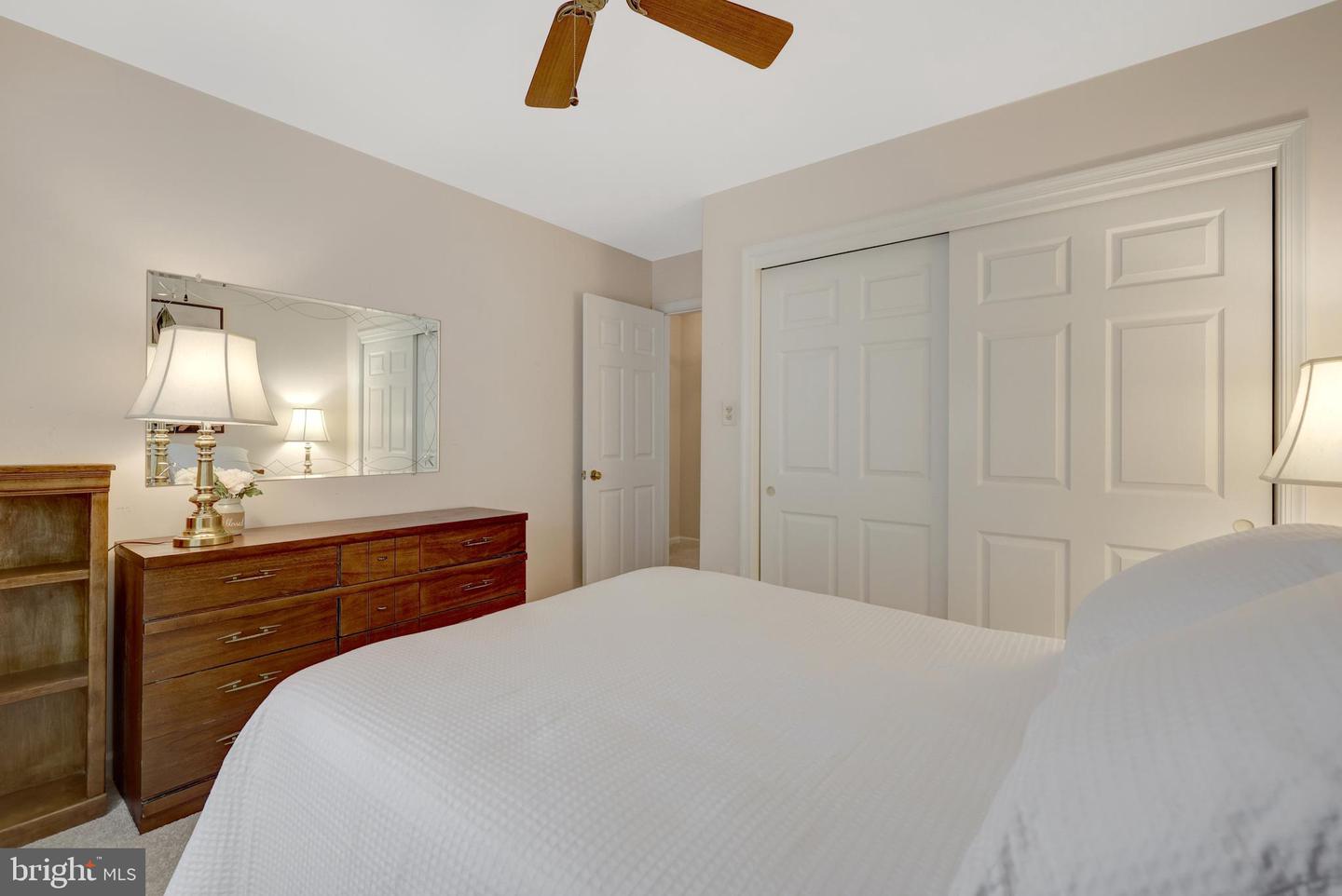 2982 FRANKLIN OAKS DR, HERNDON, Virginia 20171, 4 Bedrooms Bedrooms, ,2 BathroomsBathrooms,Residential,For sale,2982 FRANKLIN OAKS DR,VAFX2244914 MLS # VAFX2244914