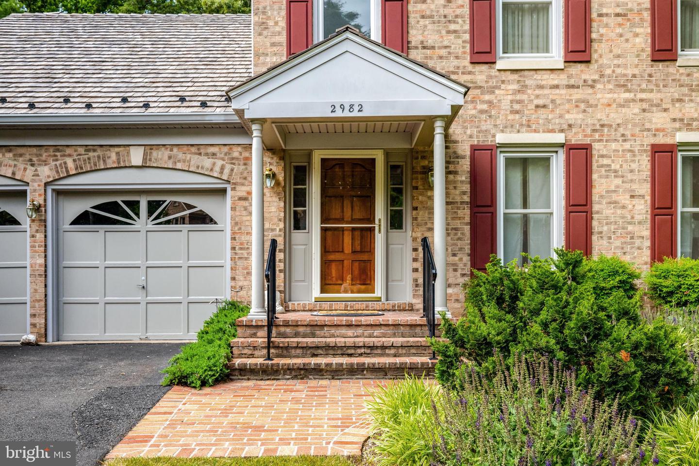 2982 FRANKLIN OAKS DR, HERNDON, Virginia 20171, 4 Bedrooms Bedrooms, ,2 BathroomsBathrooms,Residential,For sale,2982 FRANKLIN OAKS DR,VAFX2244914 MLS # VAFX2244914