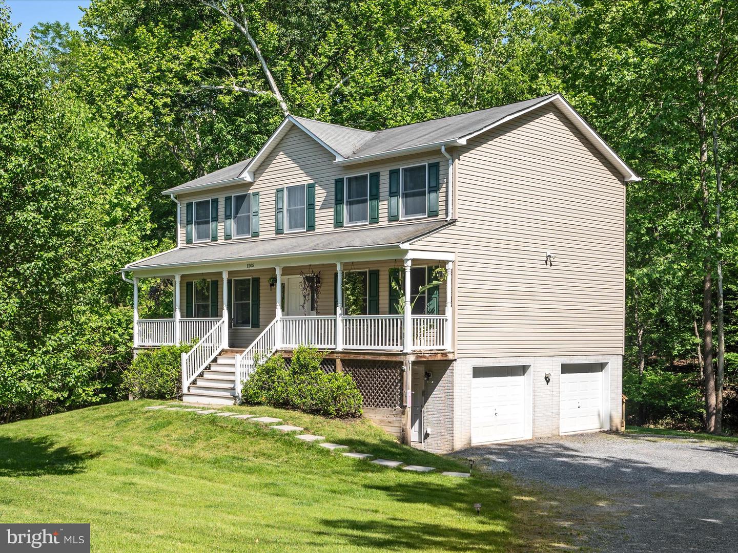 1205 LAKEVIEW DR, CROSS JUNCTION, Virginia 22625, 4 Bedrooms Bedrooms, ,2 BathroomsBathrooms,Residential,For sale,1205 LAKEVIEW DR,VAFV2034614 MLS # VAFV2034614