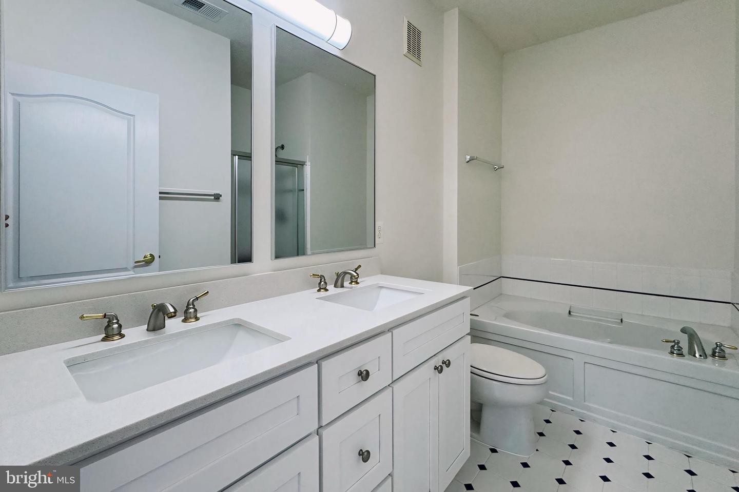 12180 ABINGTON HALL PL #104, RESTON, Virginia 20190, 2 Bedrooms Bedrooms, ,2 BathroomsBathrooms,Residential,For sale,12180 ABINGTON HALL PL #104,VAFX2245062 MLS # VAFX2245062