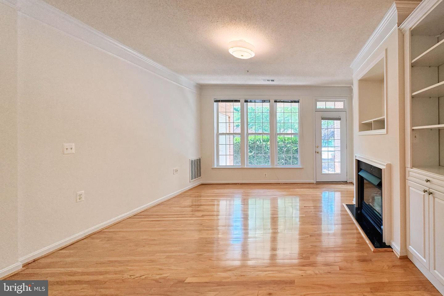 12180 ABINGTON HALL PL #104, RESTON, Virginia 20190, 2 Bedrooms Bedrooms, ,2 BathroomsBathrooms,Residential,For sale,12180 ABINGTON HALL PL #104,VAFX2245062 MLS # VAFX2245062