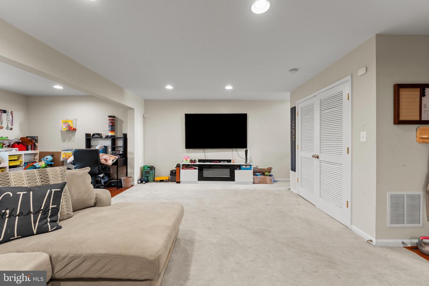 9005 BREWER CREEK PL, MANASSAS, Virginia 20109, 3 Bedrooms Bedrooms, ,2 BathroomsBathrooms,Residential,For sale,9005 BREWER CREEK PL,VAPW2096298 MLS # VAPW2096298