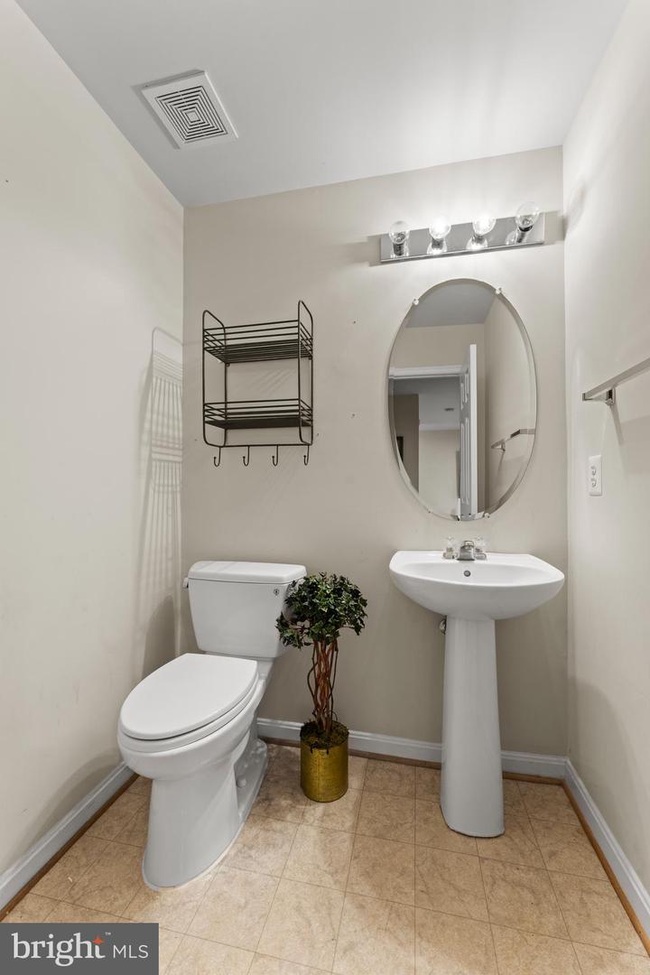9005 BREWER CREEK PL, MANASSAS, Virginia 20109, 3 Bedrooms Bedrooms, ,2 BathroomsBathrooms,Residential,For sale,9005 BREWER CREEK PL,VAPW2096298 MLS # VAPW2096298