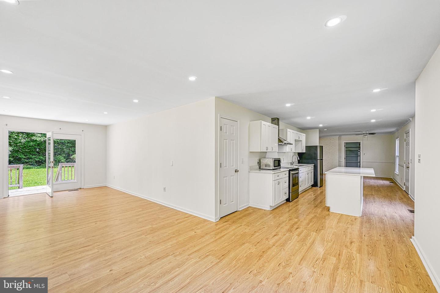 1041 GRANVILLE BAY RD, LANCASTER, Virginia 22503, 4 Bedrooms Bedrooms, 4 Rooms Rooms,3 BathroomsBathrooms,Residential,For sale,1041 GRANVILLE BAY RD,VALV2000830 MLS # VALV2000830