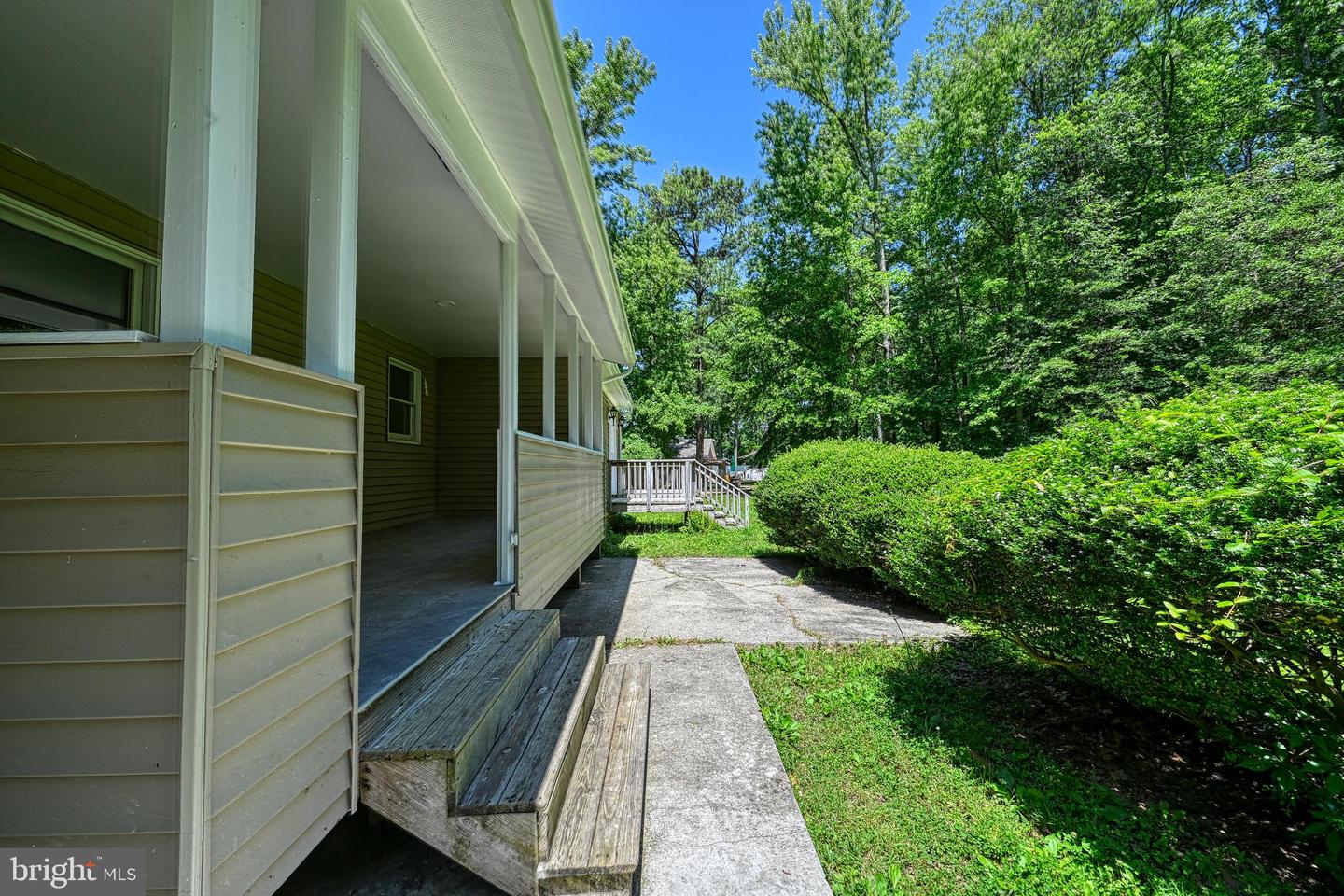 1041 GRANVILLE BAY RD, LANCASTER, Virginia 22503, 4 Bedrooms Bedrooms, 4 Rooms Rooms,3 BathroomsBathrooms,Residential,For sale,1041 GRANVILLE BAY RD,VALV2000830 MLS # VALV2000830