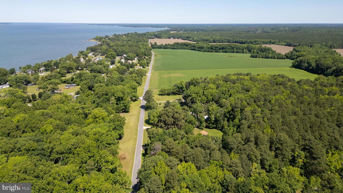 1041 GRANVILLE BAY RD, LANCASTER, Virginia 22503, 4 Bedrooms Bedrooms, 4 Rooms Rooms,3 BathroomsBathrooms,Residential,For sale,1041 GRANVILLE BAY RD,VALV2000830 MLS # VALV2000830