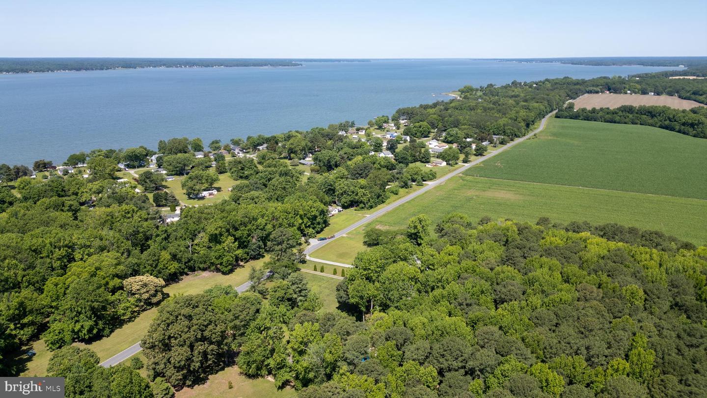 1041 GRANVILLE BAY RD, LANCASTER, Virginia 22503, 4 Bedrooms Bedrooms, 4 Rooms Rooms,3 BathroomsBathrooms,Residential,For sale,1041 GRANVILLE BAY RD,VALV2000830 MLS # VALV2000830