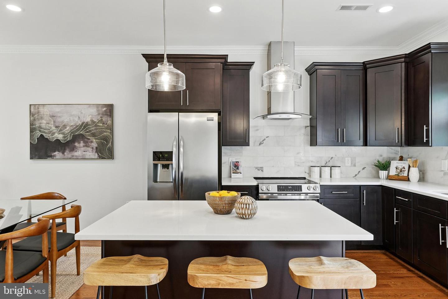 402 WOODCREST DR SE, WASHINGTON, District Of Columbia 20032, 4 Bedrooms Bedrooms, ,2 BathroomsBathrooms,Residential,For sale,402 WOODCREST DR SE,DCDC2204684 MLS # DCDC2204684