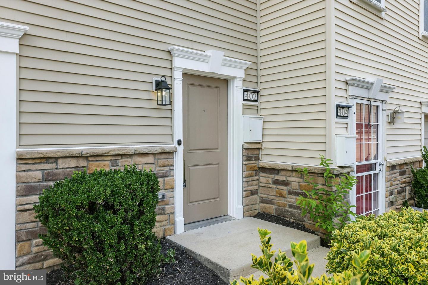 402 WOODCREST DR SE, WASHINGTON, District Of Columbia 20032, 4 Bedrooms Bedrooms, ,2 BathroomsBathrooms,Residential,For sale,402 WOODCREST DR SE,DCDC2204684 MLS # DCDC2204684