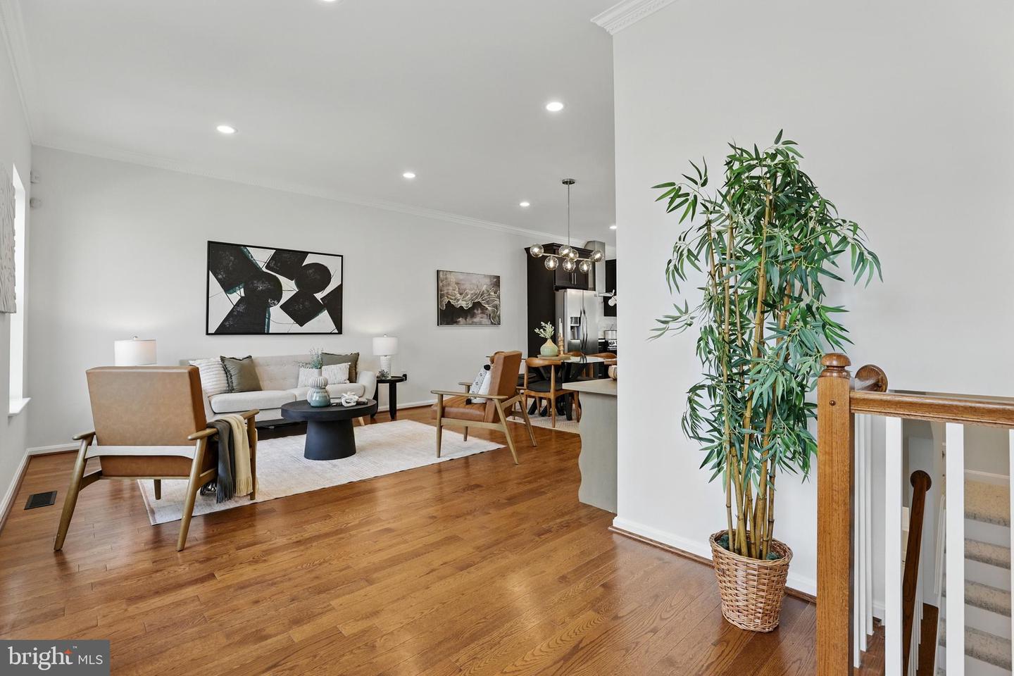 402 WOODCREST DR SE, WASHINGTON, District Of Columbia 20032, 4 Bedrooms Bedrooms, ,2 BathroomsBathrooms,Residential,For sale,402 WOODCREST DR SE,DCDC2204684 MLS # DCDC2204684