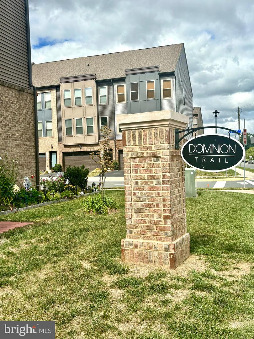 45401 DAVENO SQ, STERLING, Virginia 20164, 5 Bedrooms Bedrooms, ,4 BathroomsBathrooms,Residential,For sale,45401 DAVENO SQ,VALO2098900 MLS # VALO2098900