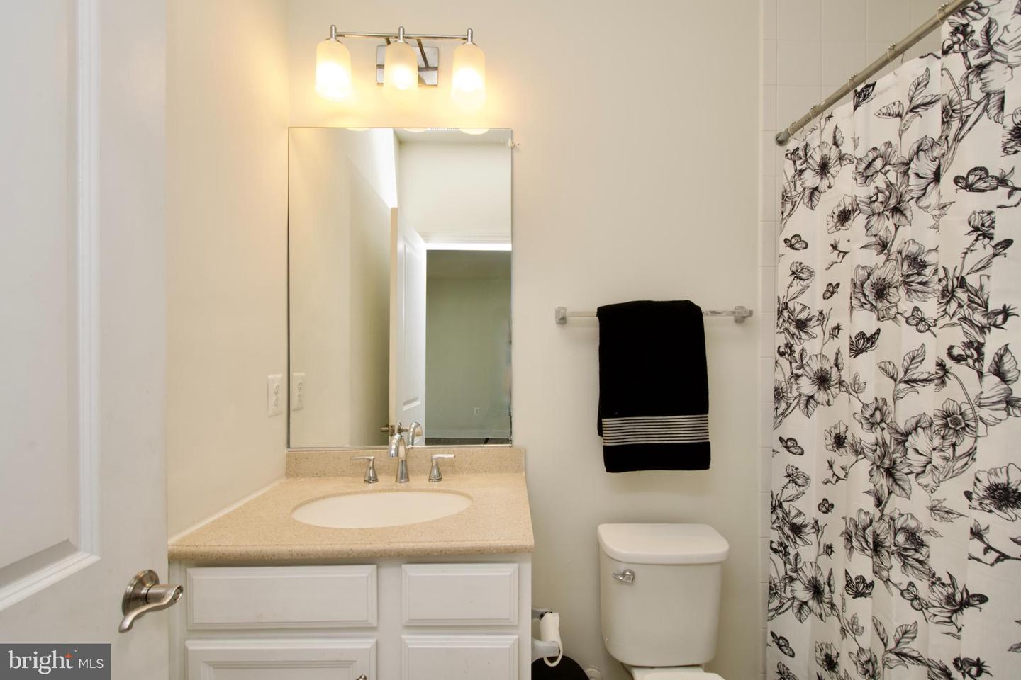 45401 DAVENO SQ, STERLING, Virginia 20164, 5 Bedrooms Bedrooms, ,4 BathroomsBathrooms,Residential,For sale,45401 DAVENO SQ,VALO2098900 MLS # VALO2098900