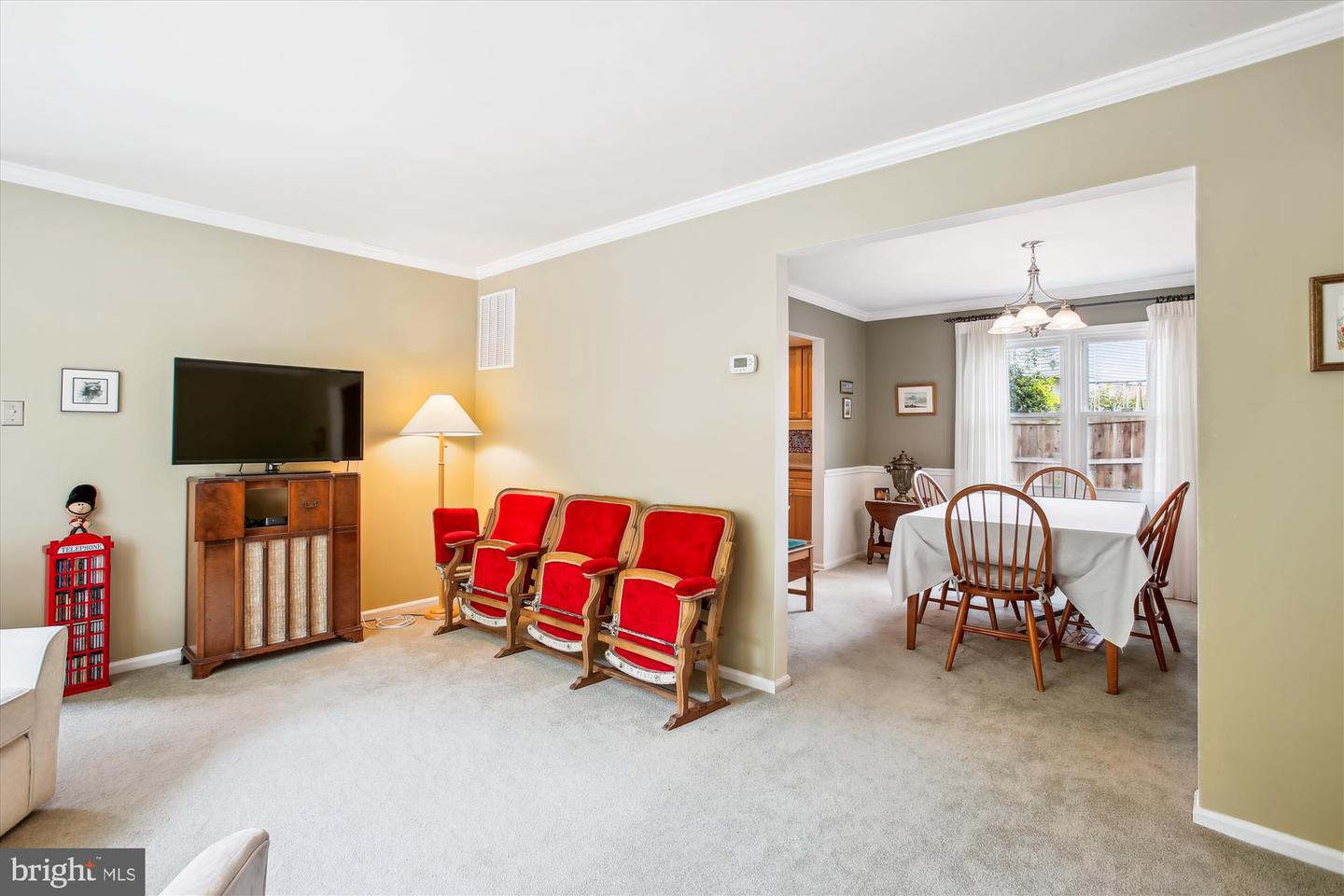 3030 STEVEN MARTIN DR, FAIRFAX, Virginia 22031, 3 Bedrooms Bedrooms, ,2 BathroomsBathrooms,Residential,For sale,3030 STEVEN MARTIN DR,VAFX2246260 MLS # VAFX2246260